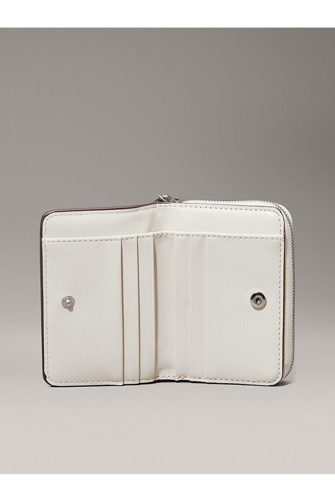 Calvin Klein Minimal Monogram Md Zip Around