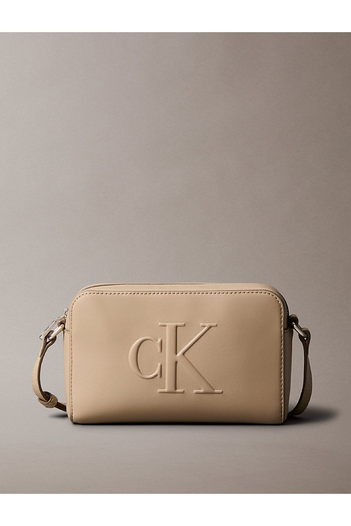 Calvin Klein Sculpted Ew Camera Bag
